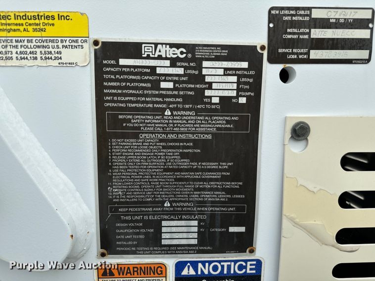 image for item EJ0587 Altec bucket truck bed