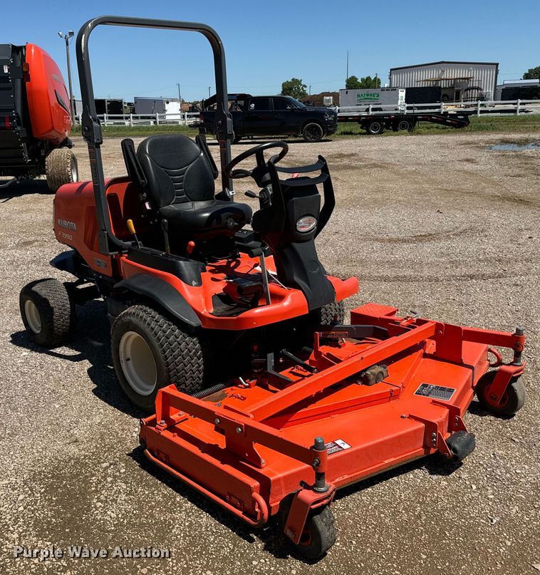 image for item EJ0656 2020 Kubota  F3990 lawn mower