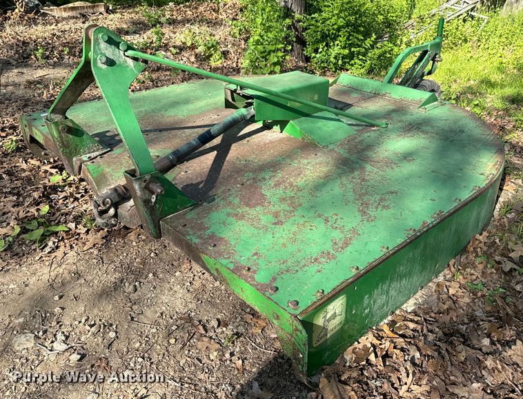 image for item EJ2689 John Deere 407 rotary mower