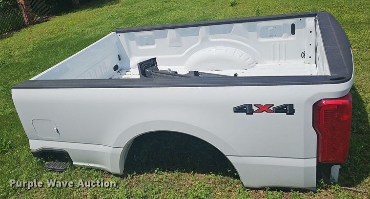 image for item EJ5354 Ford  F250 pickup truck bed