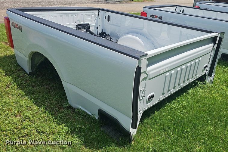 image for item EJ5354 Ford  F250 pickup truck bed