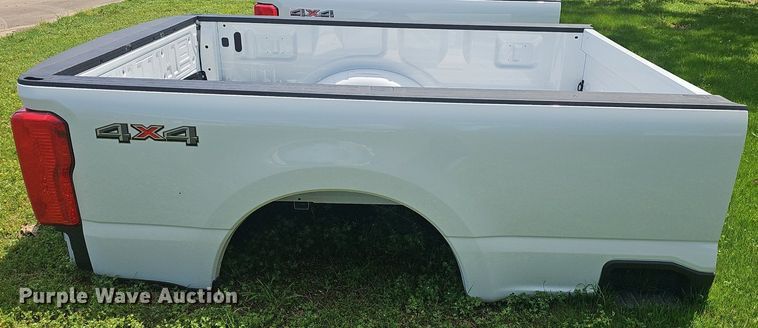 image for item EJ5354 Ford  F250 pickup truck bed