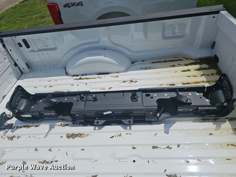 image for item EJ5355 Ford F250 Pickup truck bed