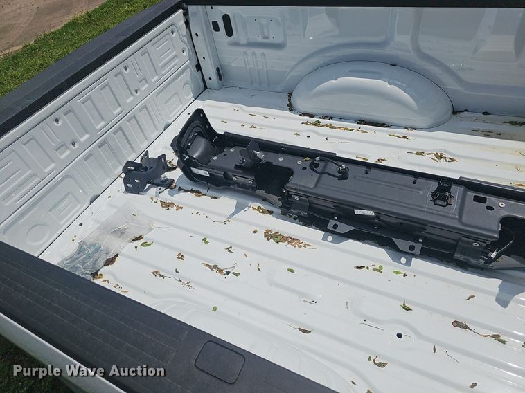 image for item EJ5355 Ford F250 Pickup truck bed