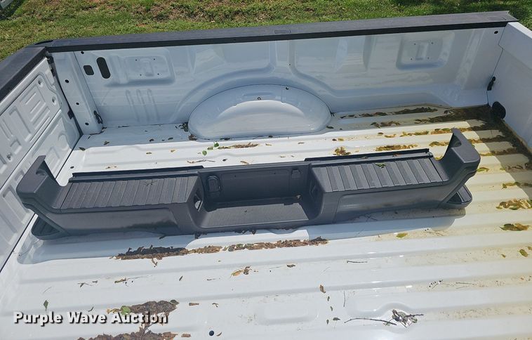 image for item EJ5356 Ford F250 pickup truck bed 