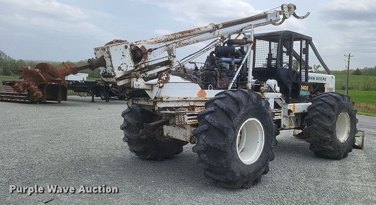 image for item EJ7924 1979 John Deere 540B skidder