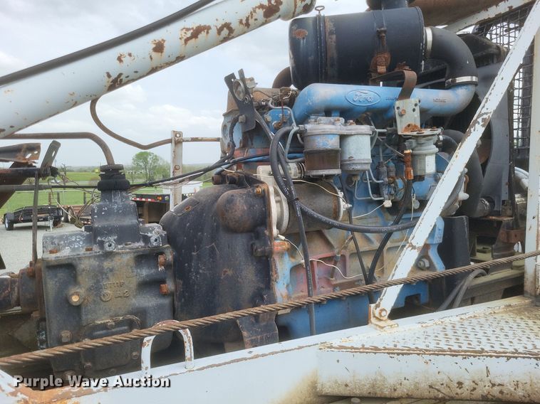 image for item EJ7924 1979 John Deere 540B skidder