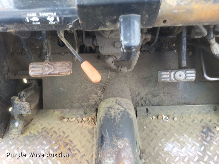 image for item EJ7924 1979 John Deere 540B skidder