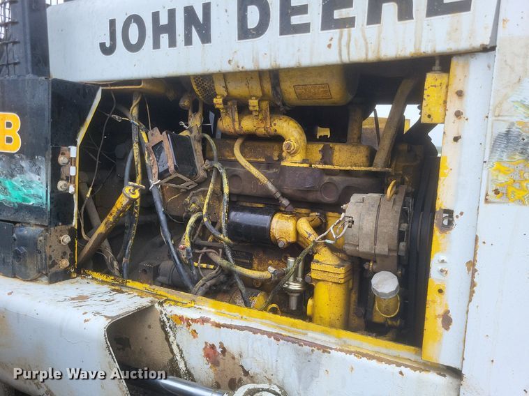 image for item EJ7924 1979 John Deere 540B skidder