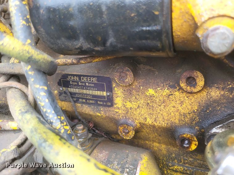 image for item EJ7924 1979 John Deere 540B skidder