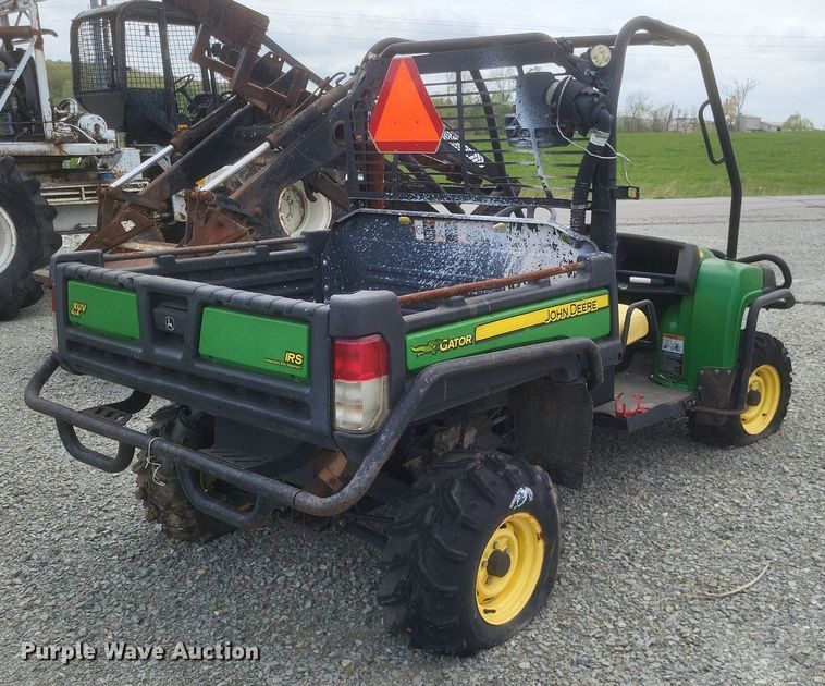 image for item EJ7926 2012 John Deere Gator 825 XUV utility vehicle