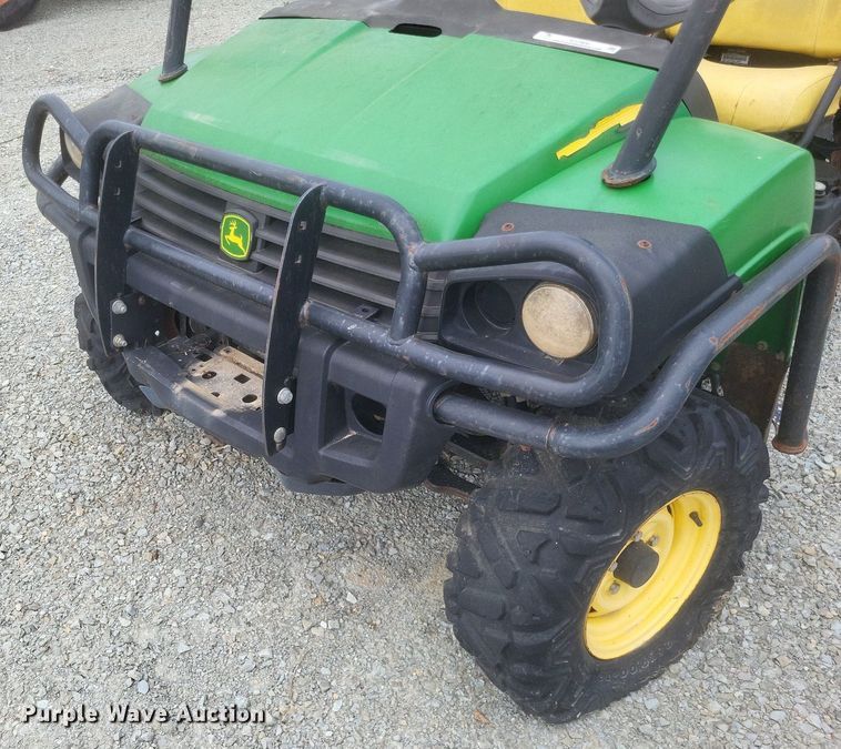 image for item EJ7926 2012 John Deere Gator 825 XUV utility vehicle
