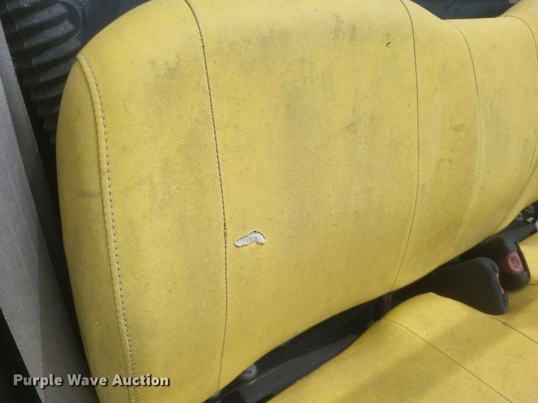 image for item EJ7926 2012 John Deere Gator 825 XUV utility vehicle