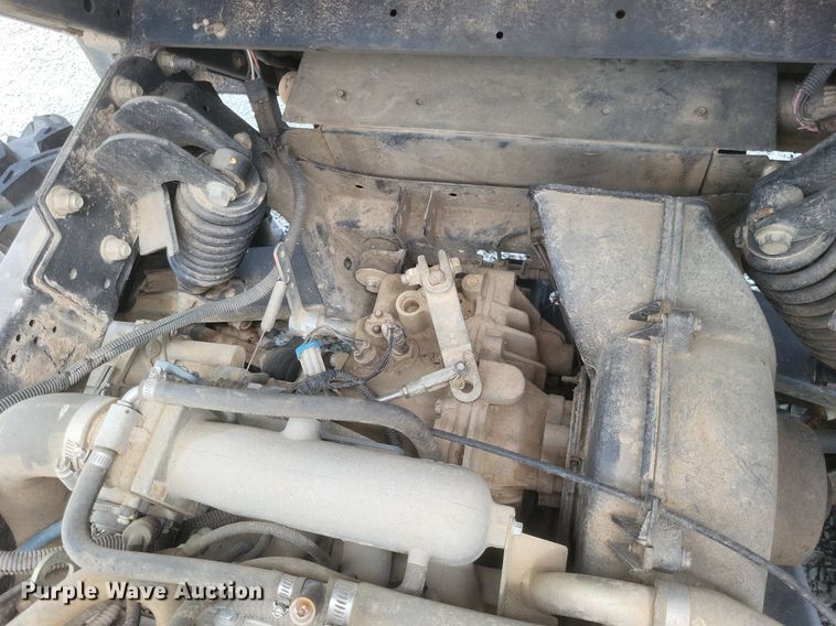 image for item EJ7926 2012 John Deere Gator 825 XUV utility vehicle