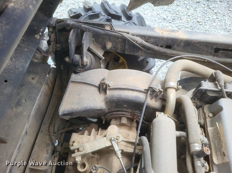 image for item EJ7926 2012 John Deere Gator 825 XUV utility vehicle