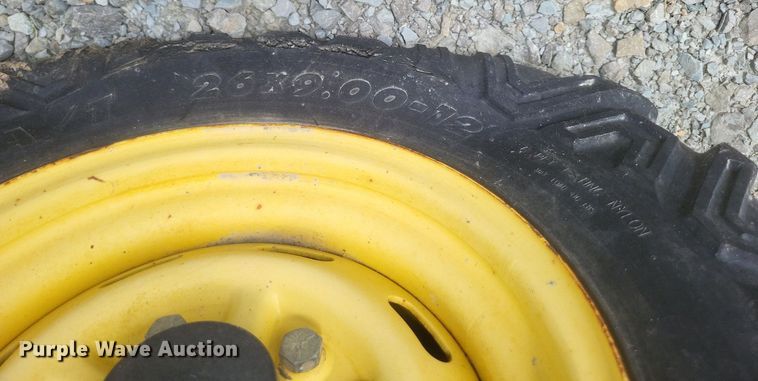 image for item EJ7926 2012 John Deere Gator 825 XUV utility vehicle