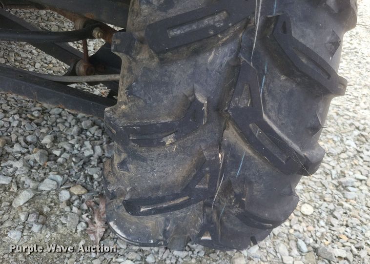 image for item EJ7926 2012 John Deere Gator 825 XUV utility vehicle