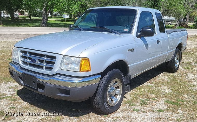 image for item EJ7940 2001 Ford Ranger XLT SuperCab pickup truck