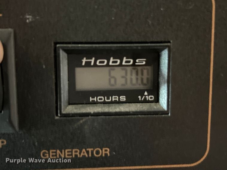 image for item EK4501 2004 Workhorse W22 RV