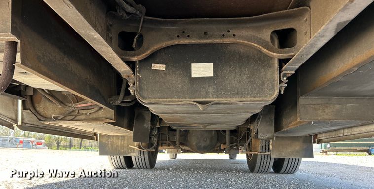 image for item EK4501 2004 Workhorse W22 RV