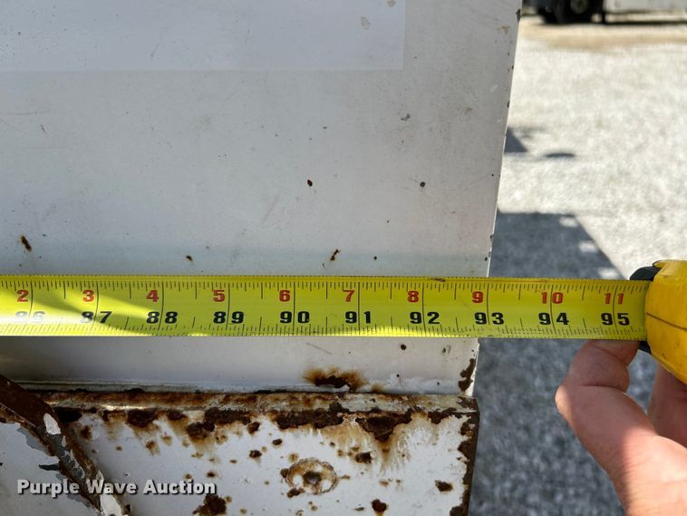 image for item EK4504 2003 Freightliner  FL70 utility / service truck