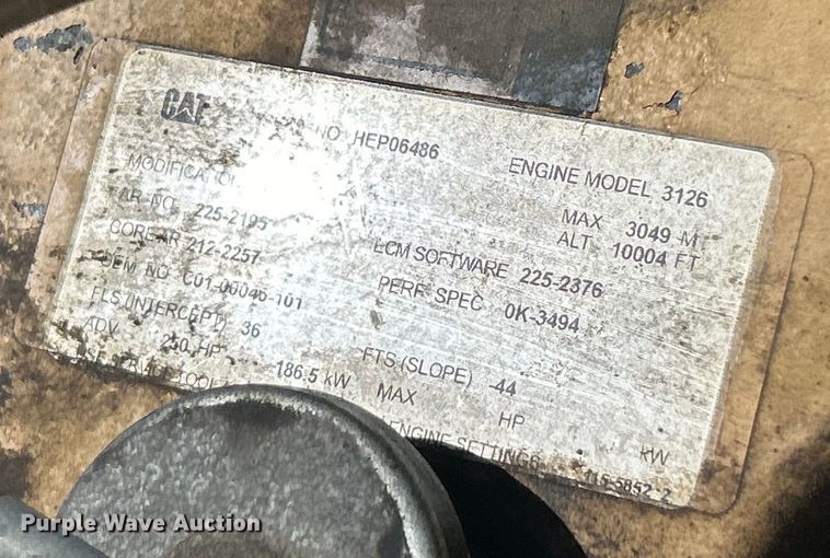 image for item EK4504 2003 Freightliner  FL70 utility / service truck