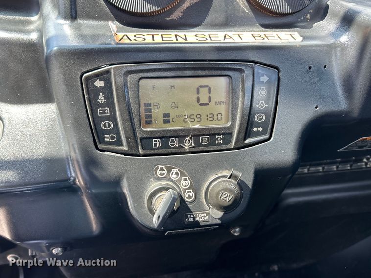 image for item EK4505 2017 Kubota  RTV-X1100C utility vehicle