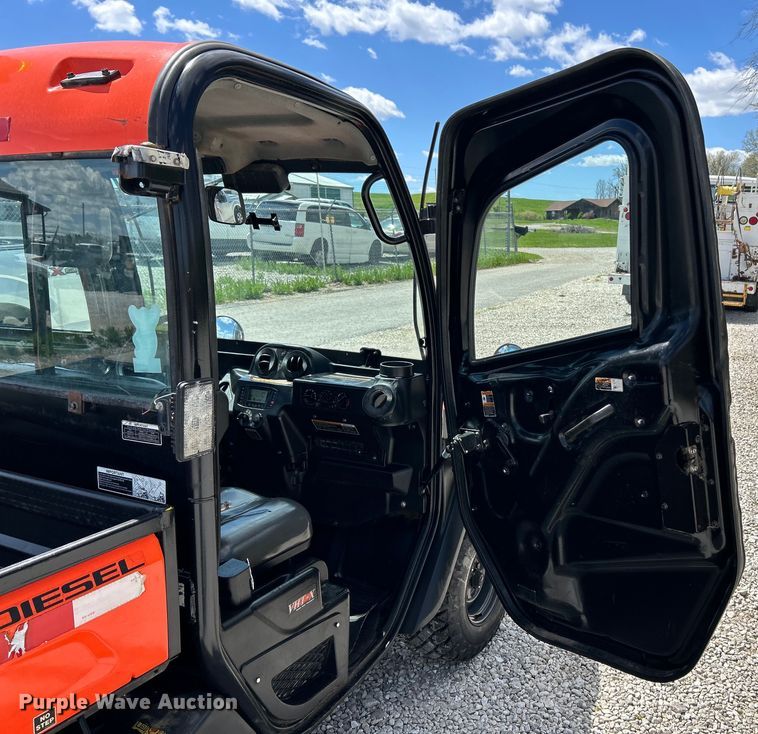 image for item EK4505 2017 Kubota  RTV-X1100C utility vehicle