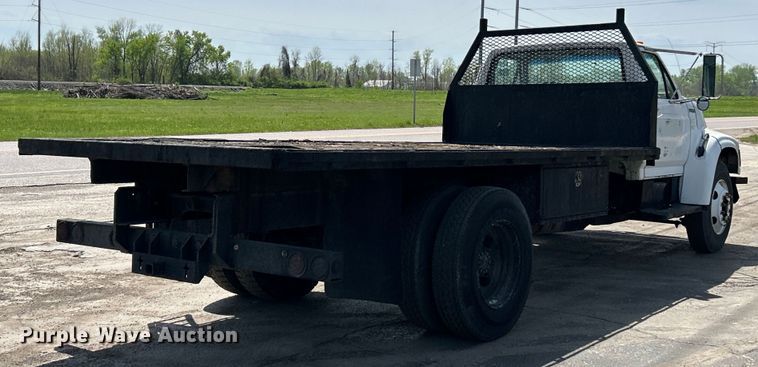 image for item EK4512 1998 Ford F Series flatbed truck