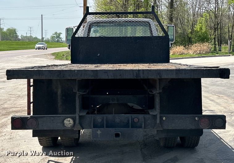 image for item EK4512 1998 Ford F Series flatbed truck