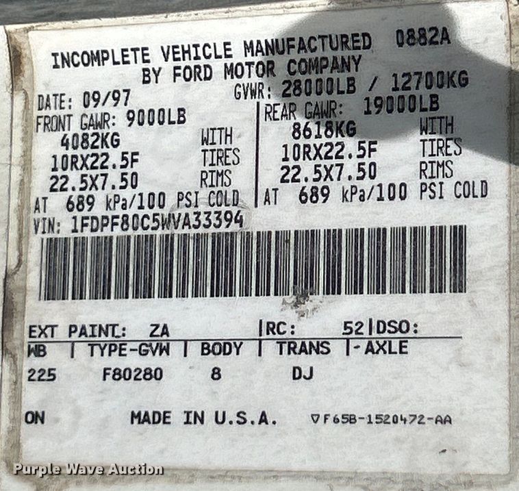 image for item EK4512 1998 Ford F Series flatbed truck