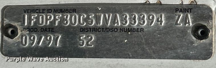 image for item EK4512 1998 Ford F Series flatbed truck