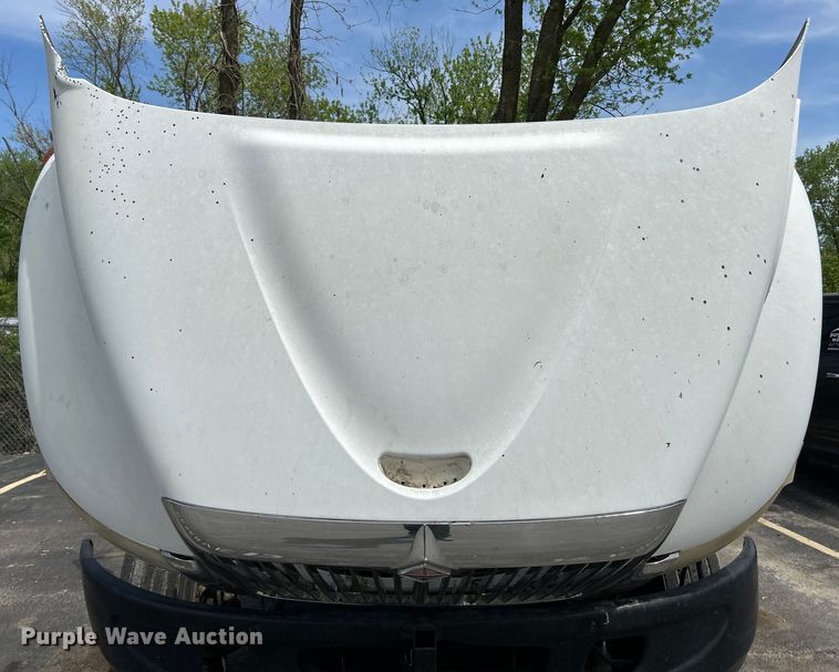 image for item EK4515 2003 International 4300 SBA truck cab and chassis