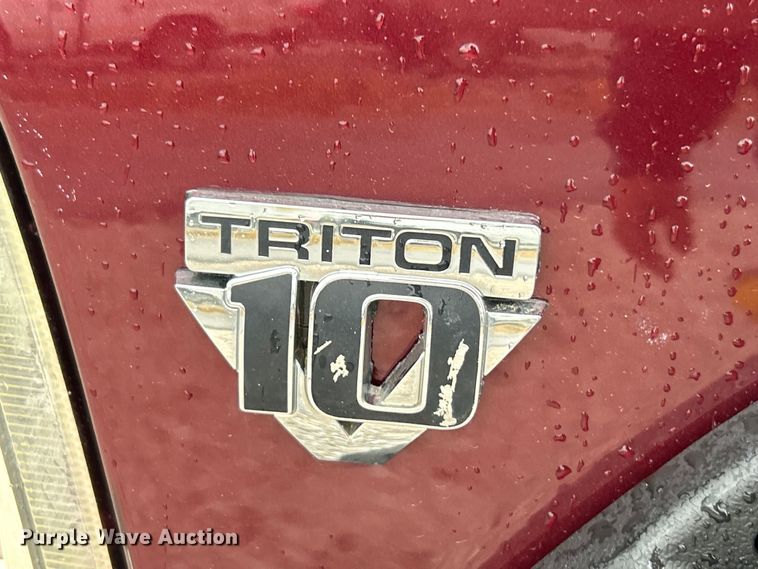 image for item EK4560 2005 Ford F550 Super Duty XLT dump truck