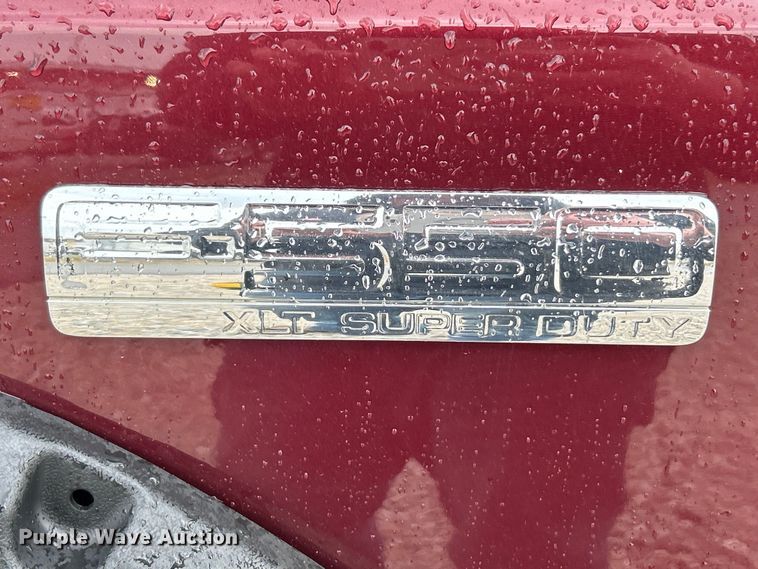 image for item EK4560 2005 Ford F550 Super Duty XLT dump truck