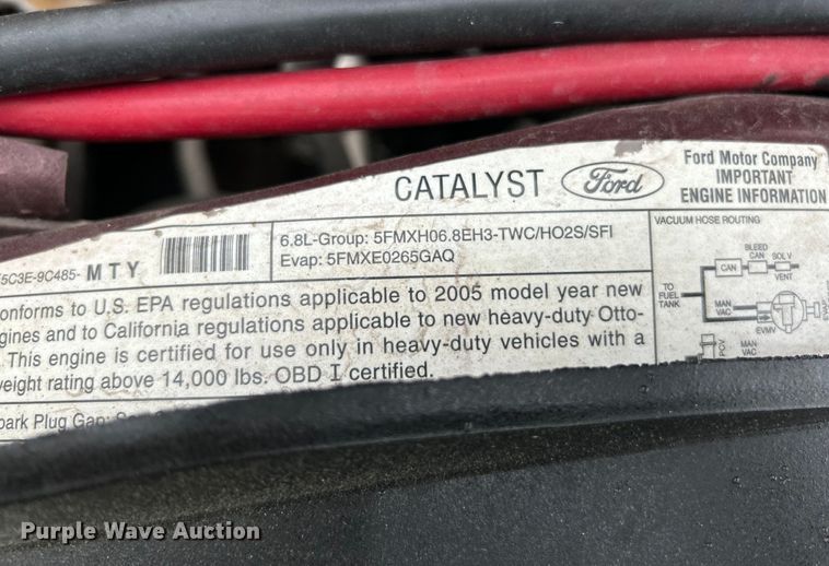 image for item EK4560 2005 Ford F550 Super Duty XLT dump truck