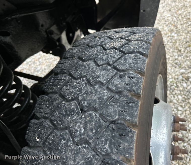 image for item EK4560 2005 Ford F550 Super Duty XLT dump truck