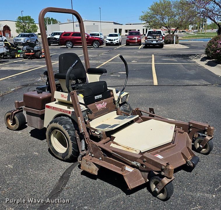 image for item EK5758 2011 Grasshopper 727K ZTR lawn mower