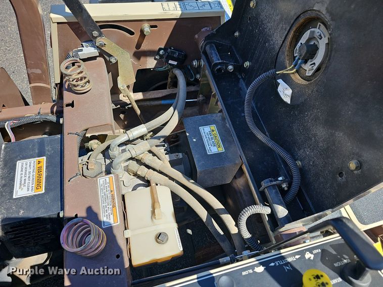 image for item EK5758 2011 Grasshopper 727K ZTR lawn mower