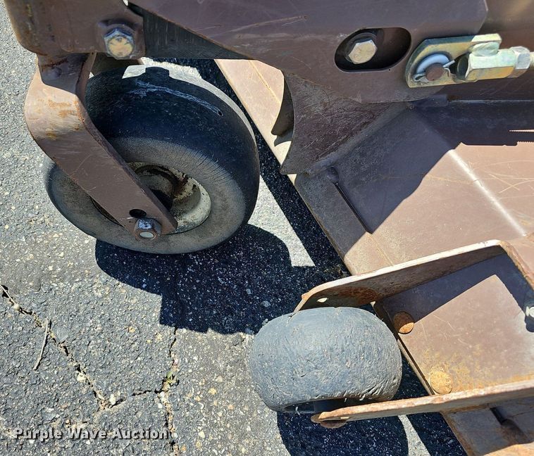 image for item EK5758 2011 Grasshopper 727K ZTR lawn mower