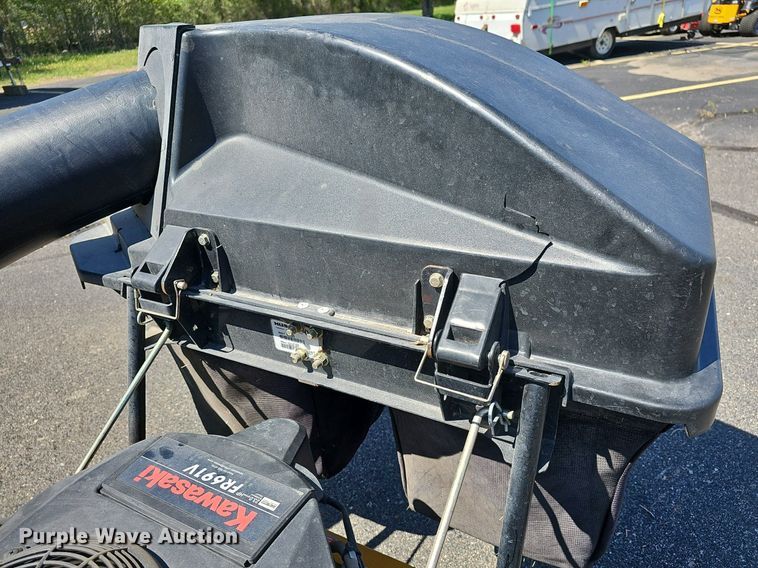 image for item EK5833 Hustler  Raptor SD  ZTR lawn mower