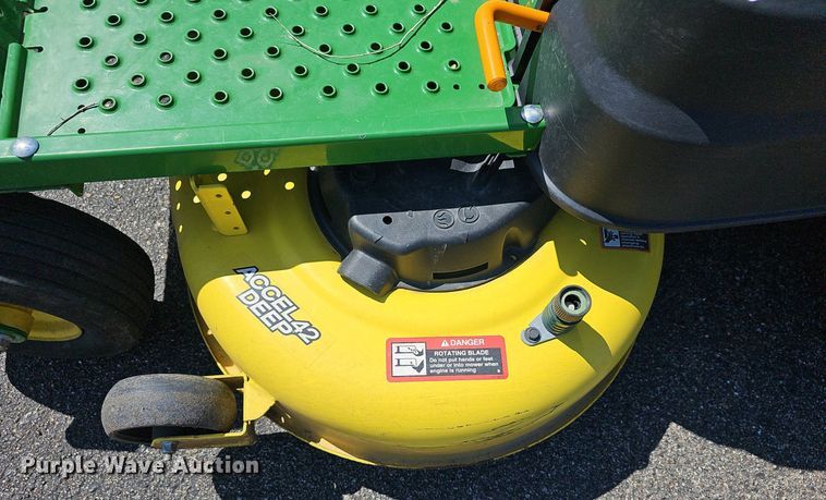 image for item EK5835 John Deere  Z335E ZTR lawn mower