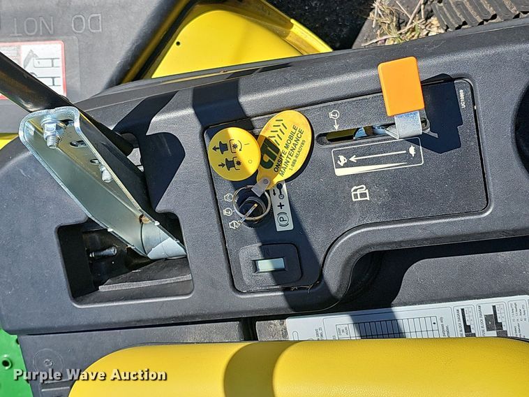 image for item EK5835 John Deere  Z335E ZTR lawn mower