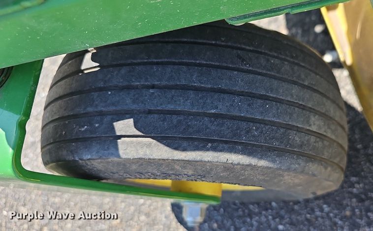 image for item EK5835 John Deere  Z335E ZTR lawn mower