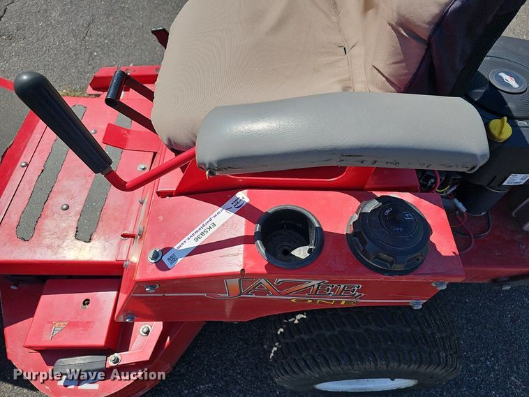 image for item EK5836 2017 Country Clipper JaZee One ZTR lawn mower