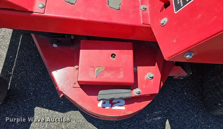 image for item EK5836 2017 Country Clipper JaZee One ZTR lawn mower