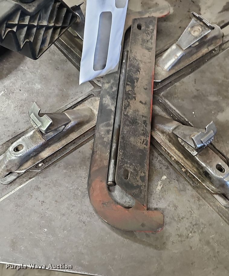 image for item EK5838 Tools