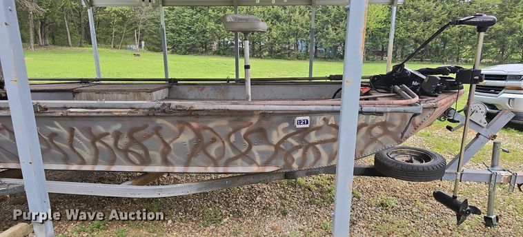 image for item EK5844 1984 Sea Nymph boat