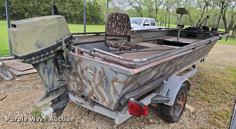 image for item EK5844 1984 Sea Nymph boat