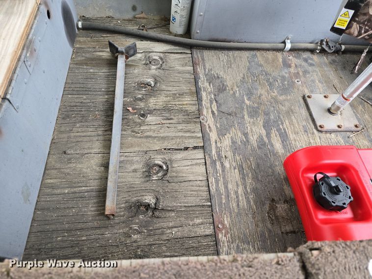 image for item EK5844 1984 Sea Nymph boat